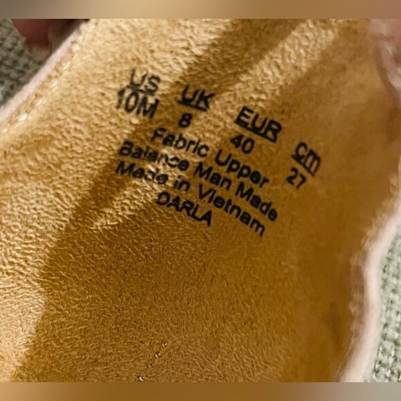 Naturalizer Carla Pink Buckle Sandals 3.5” Heels. Silver Buckle Size 10 NWOB - Picture 4 of 9